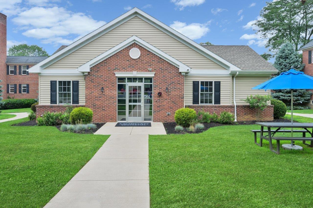 The Villas at Bryn Mawr Apartment Homes, Bryn Mawr (see pics & AVAIL)