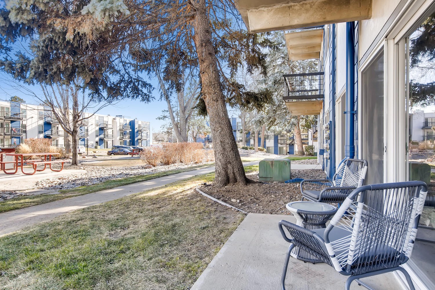 Loft 9, Denver (see pics & AVAIL)