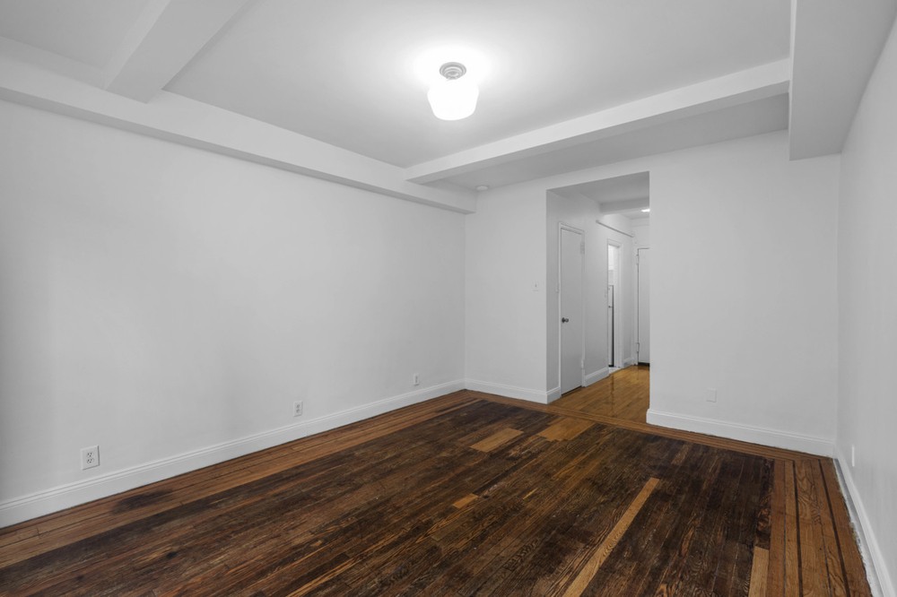 West Pierre, New York (see pics & AVAIL)