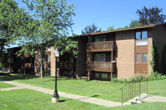 Maplewood Garden, Syracuse (see pics & AVAIL)