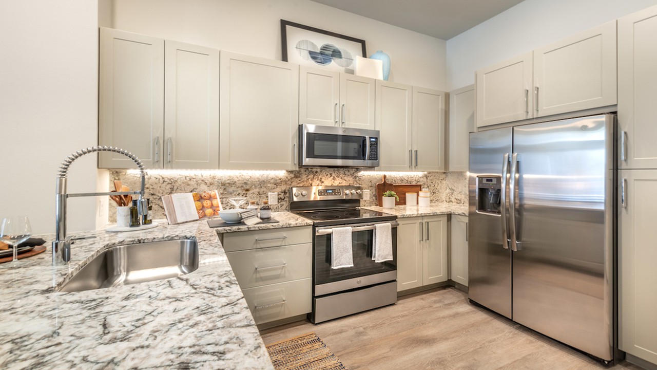 Student Apartments Near Richland College College Student