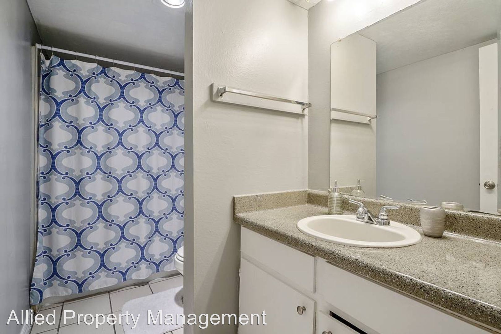 MacArthur Apartments, Oklahoma City (see pics & AVAIL)