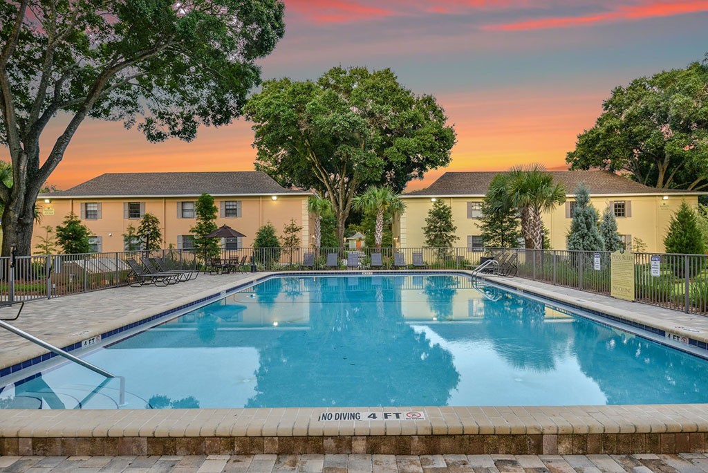 Fernwood Grove Apartments, Tampa (see pics & AVAIL)