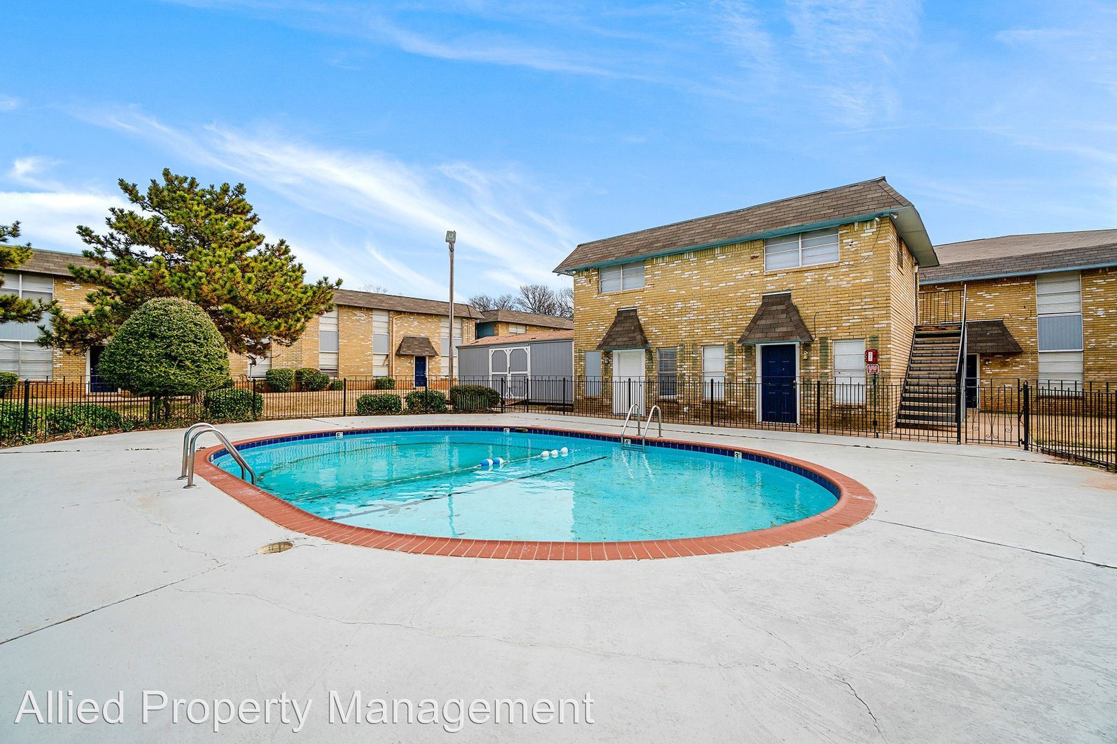 MacArthur Apartments, Oklahoma City (see pics & AVAIL)