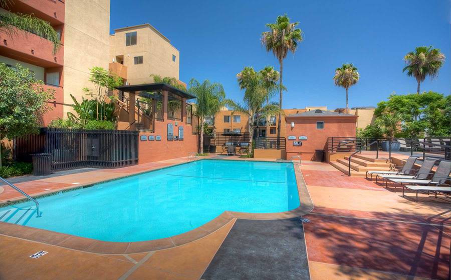 Avalon Woodland Hills, Los Angeles (see pics & AVAIL)