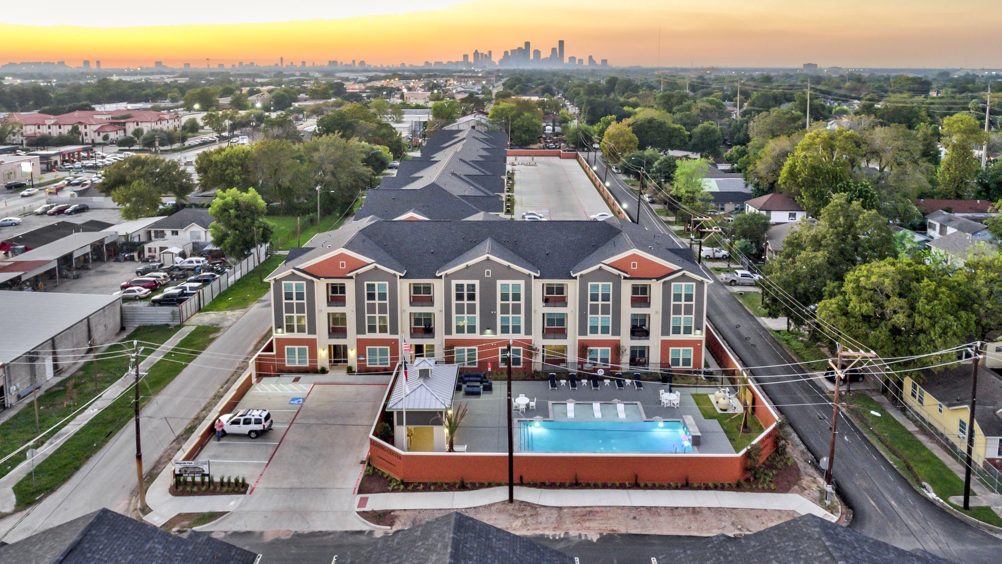 Magnolia Park Apartments, Houston (see pics & AVAIL)