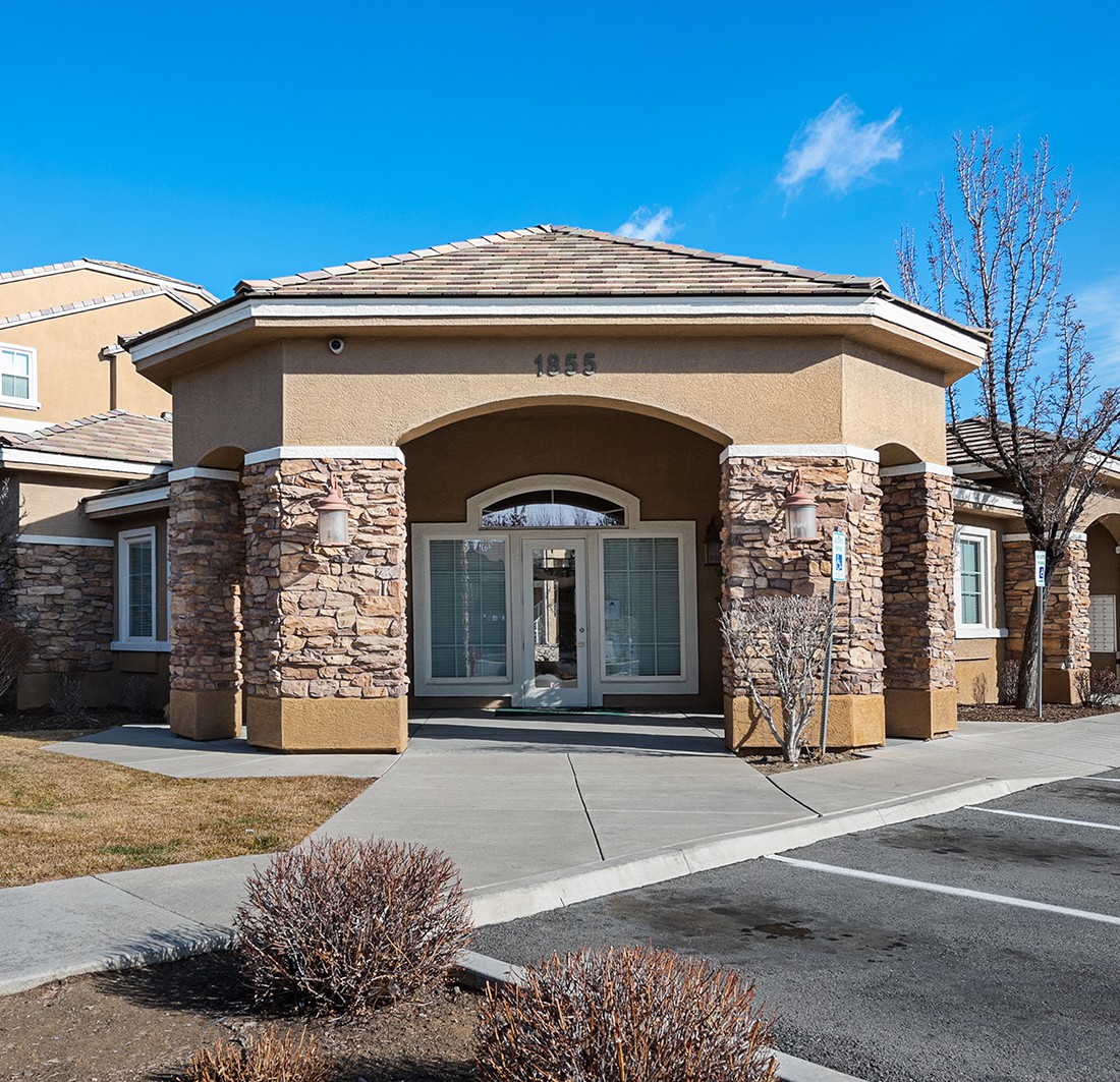 Whittell Pointe Apartments, Reno (see reviews, pics & AVAIL)