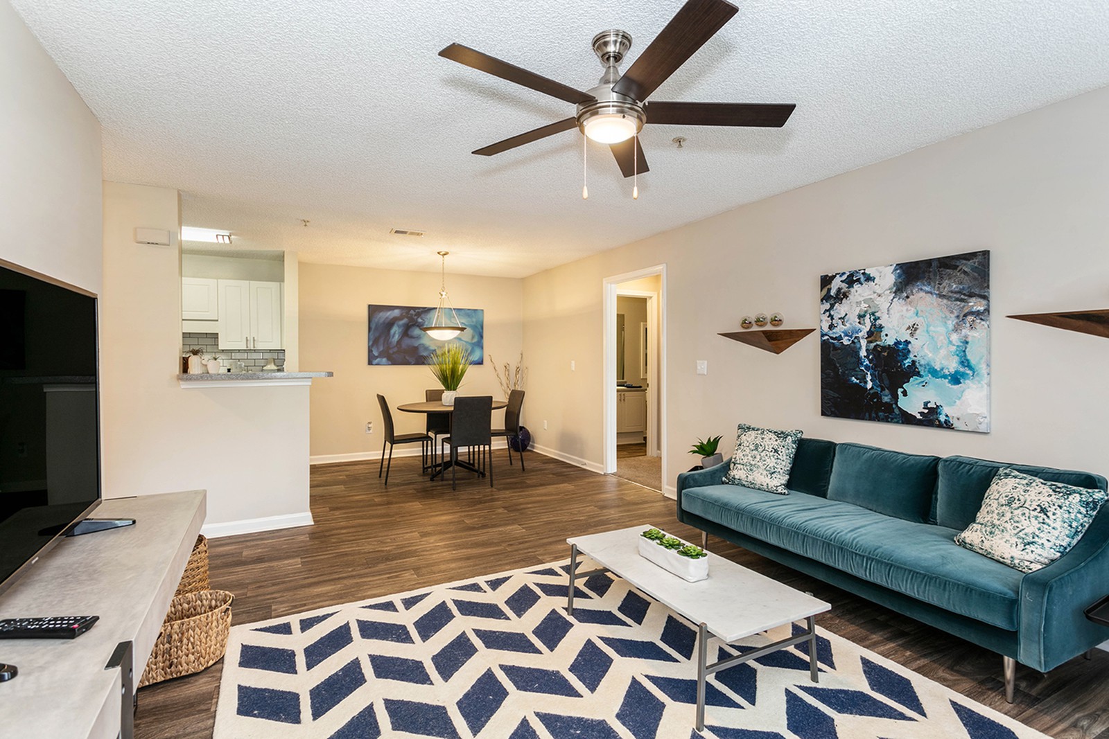 Ansley Place, Sandy Springs (see pics & AVAIL)