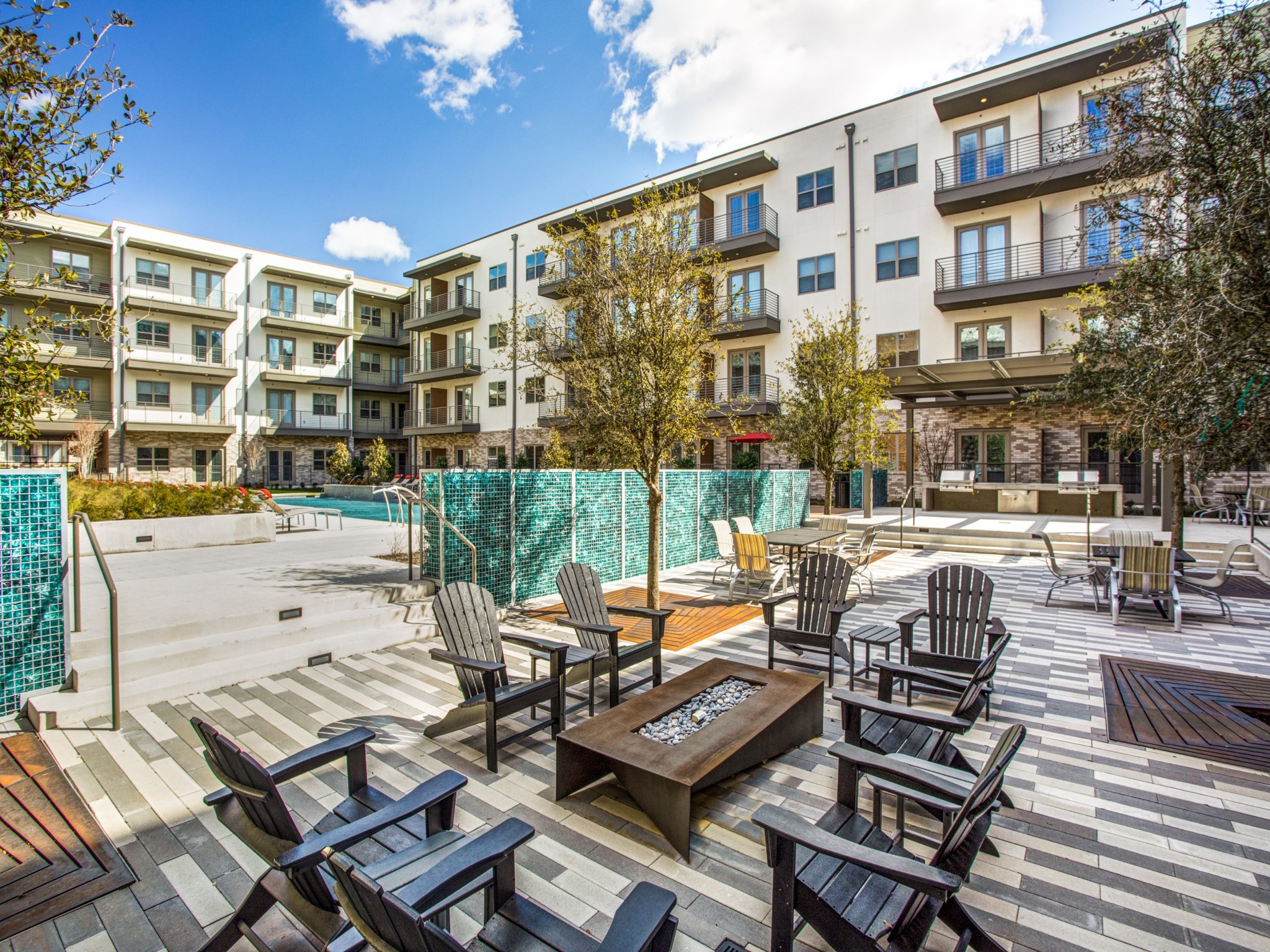 Aura Bluffview, Dallas (see pics & AVAIL)