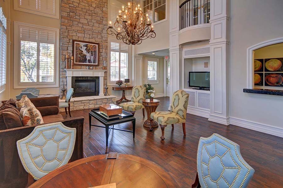 Lakepointe Residences, Lewisville (see photos and availability)