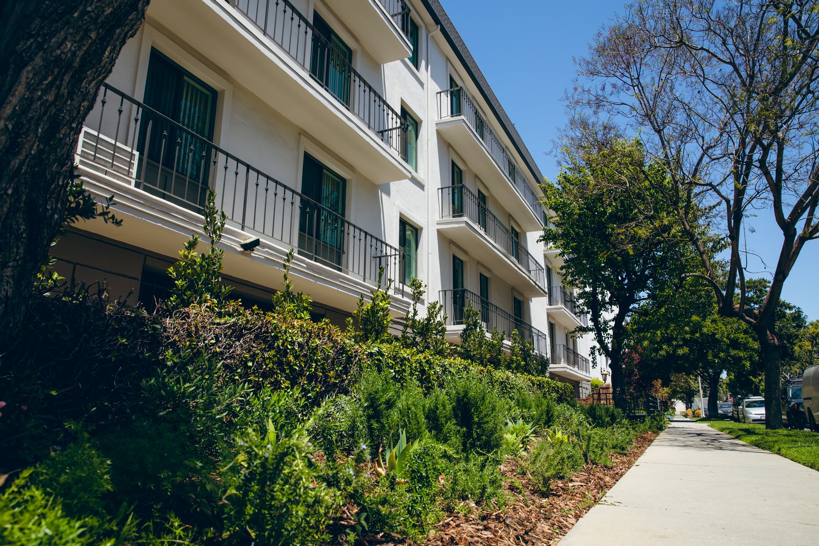 Rochester Parkside, Los Angeles (see pics & AVAIL)