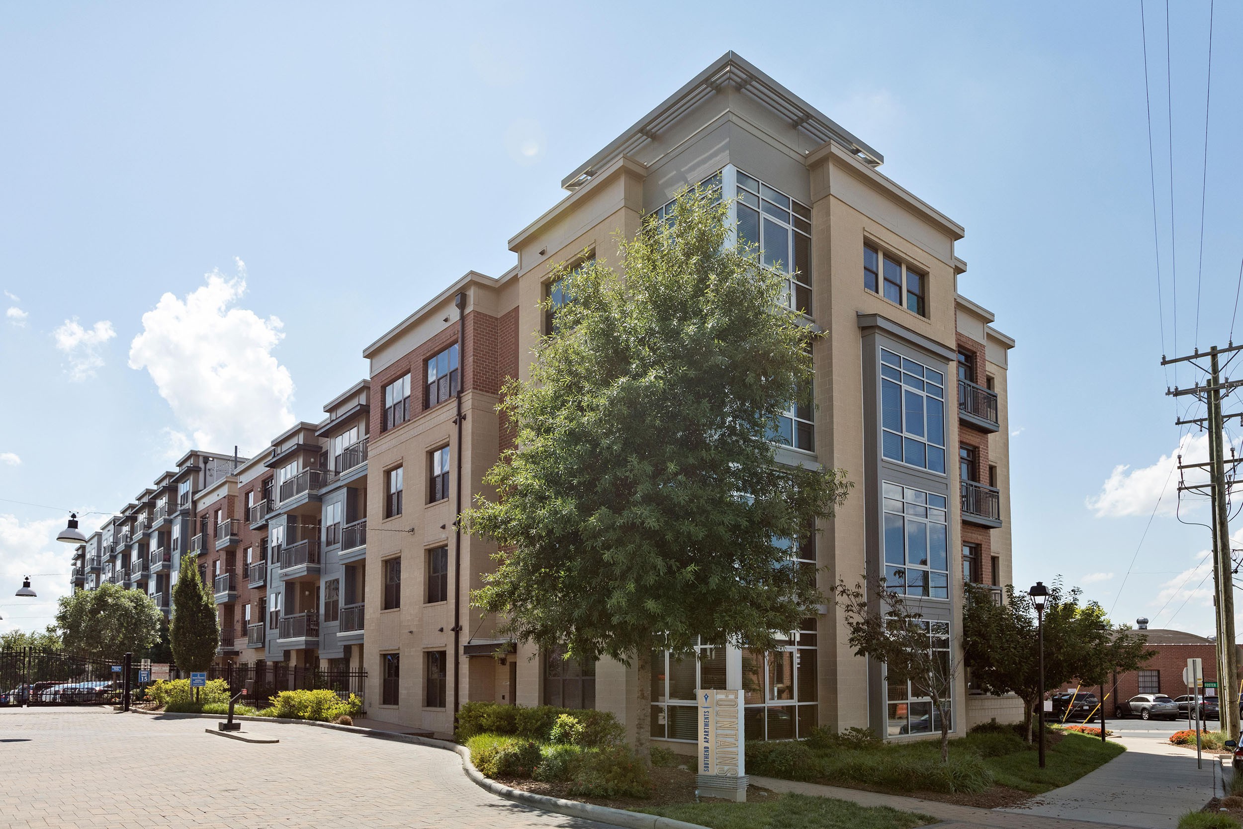 Fountains Southend Apartment Homes, Charlotte (see pics & AVAIL)