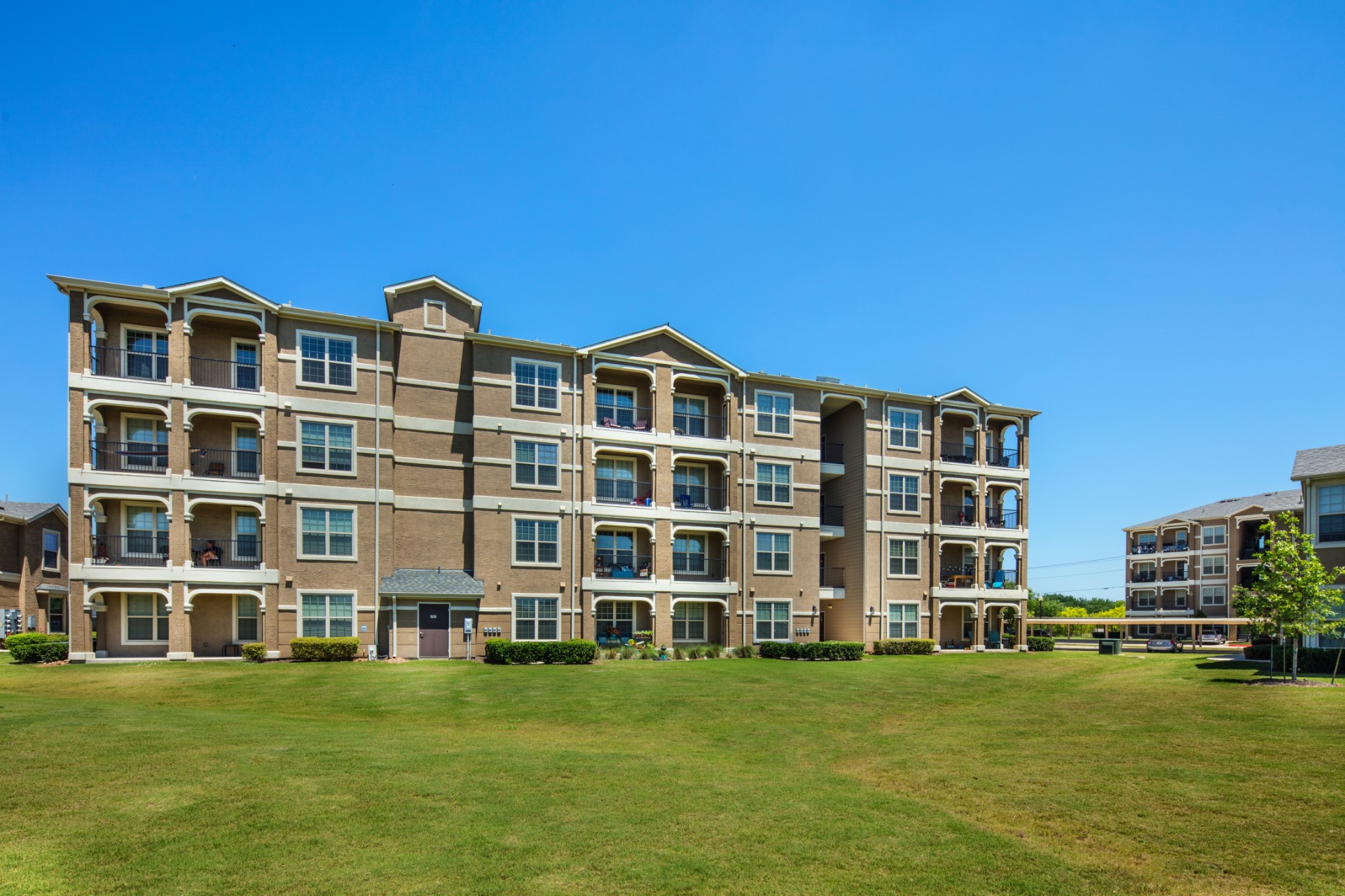 Avenues at Creekside, New Braunfels (see pics &amp; AVAIL)