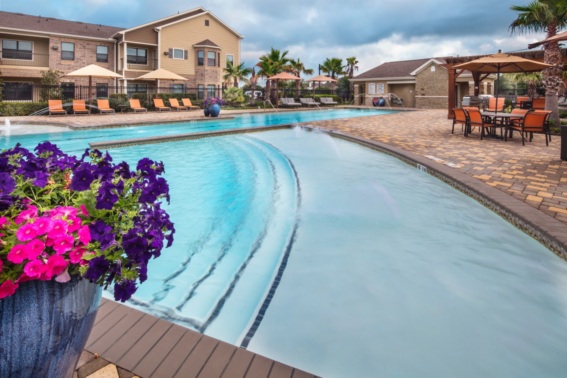 Alleys in Cypress, Cypress (see photos and OFFER)