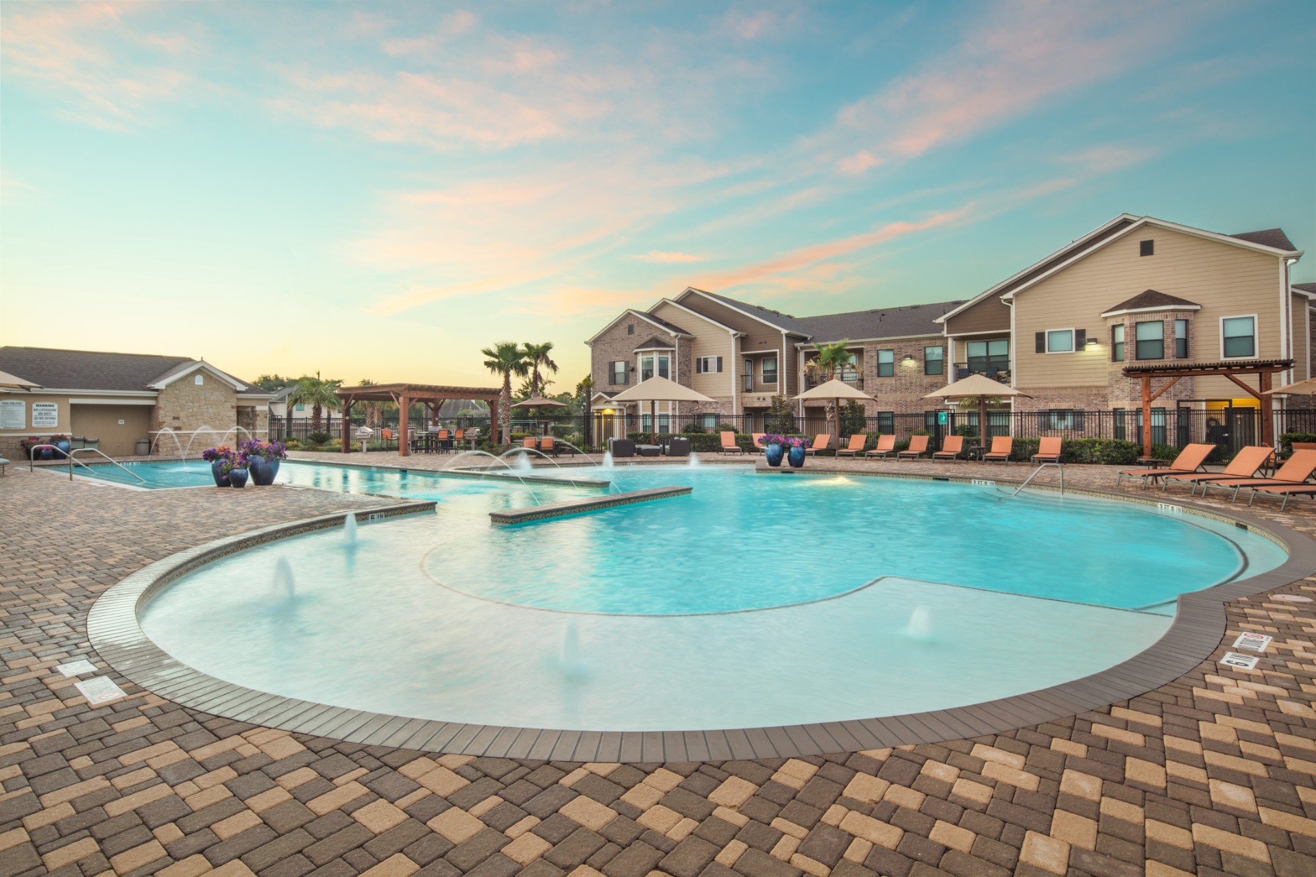 Alleys in Cypress, Cypress (see photos and OFFER)