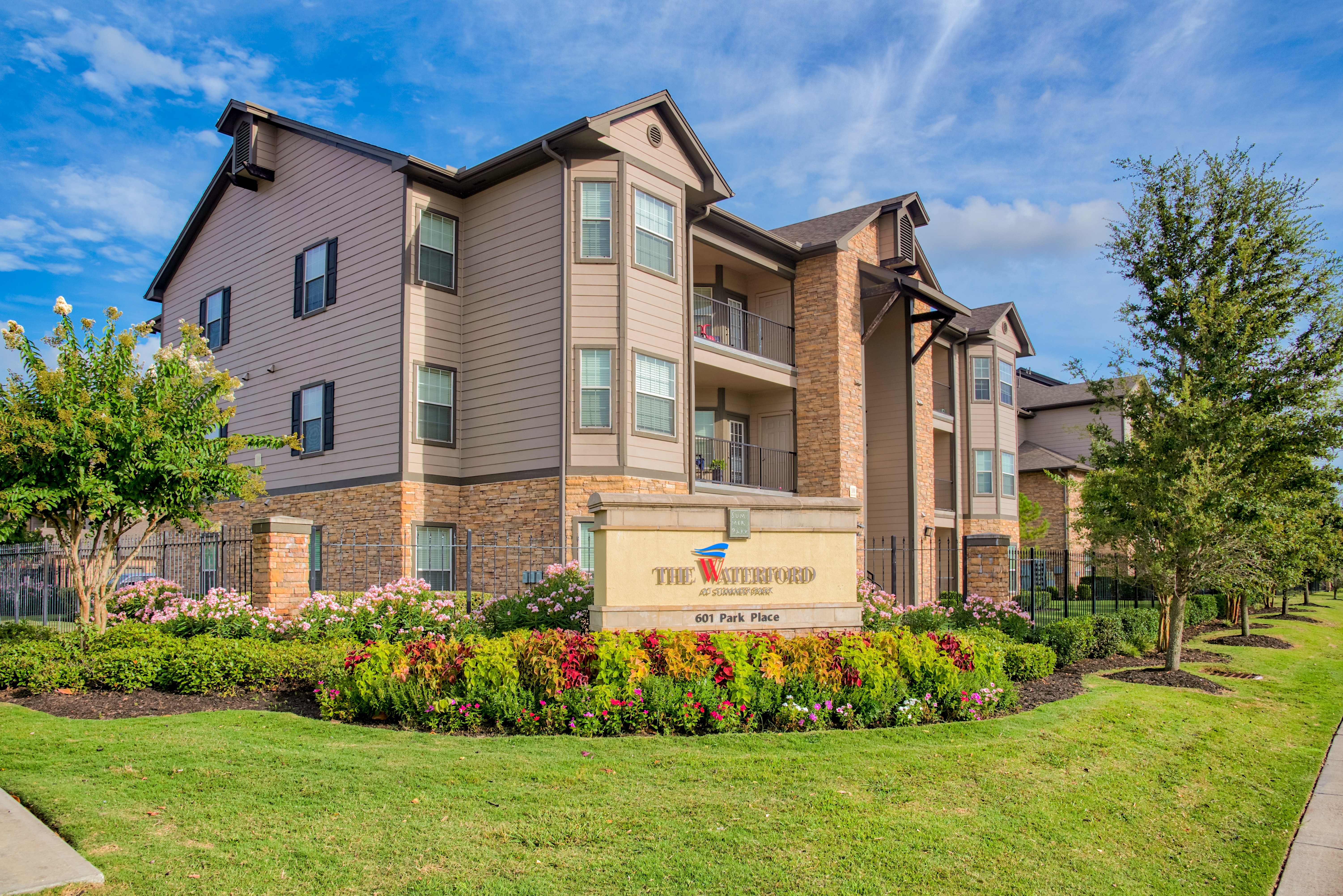 The Waterford At Summer Park, Rosenberg (see pics & AVAIL)