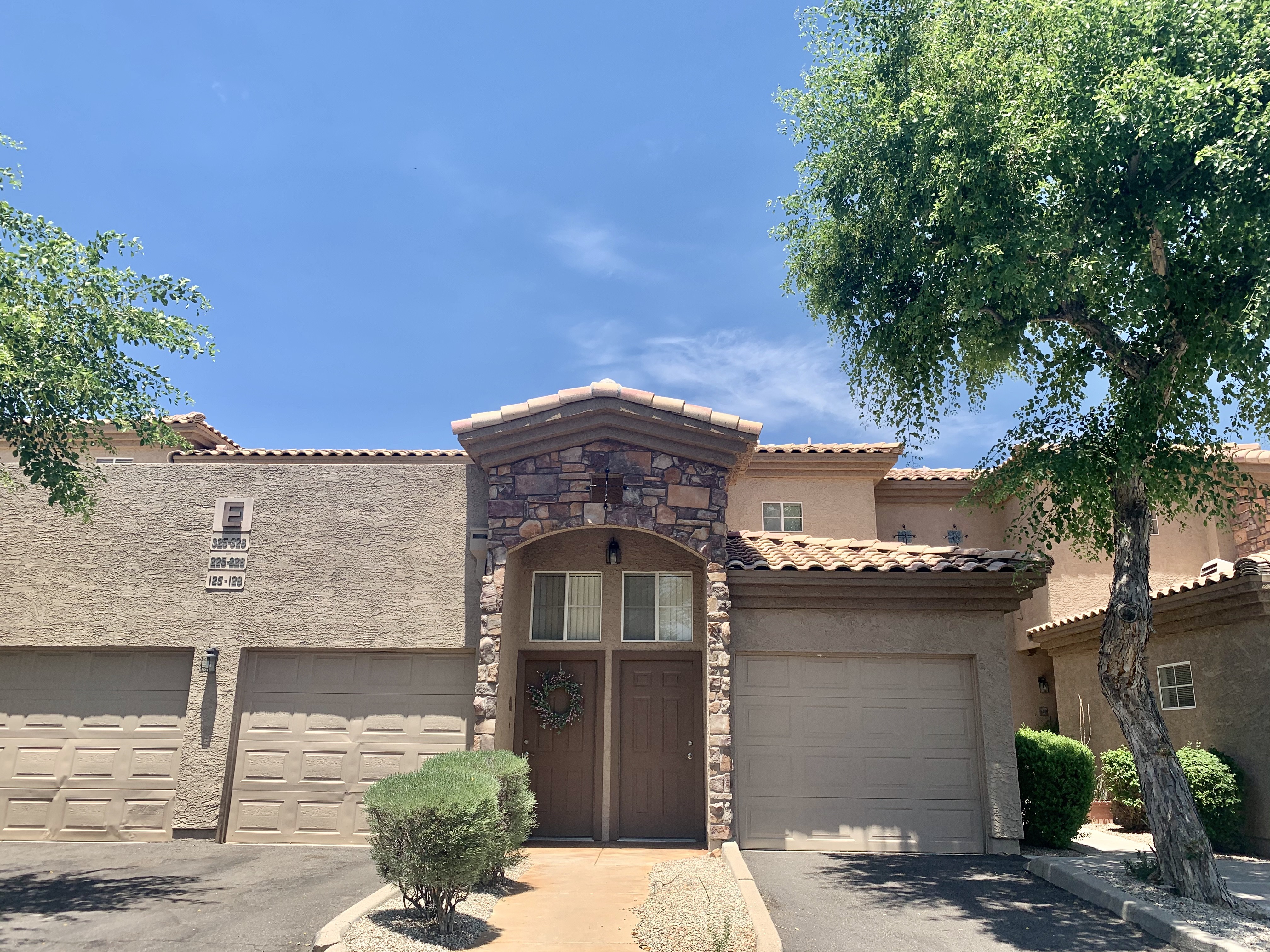 Four Peaks 090, Fountain Hills (see pics & AVAIL)