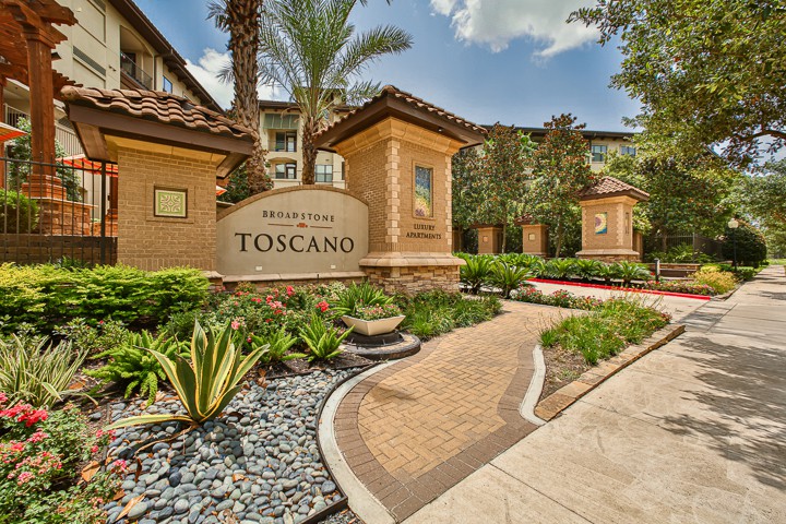Broadstone Toscano, Houston (see pics & AVAIL)