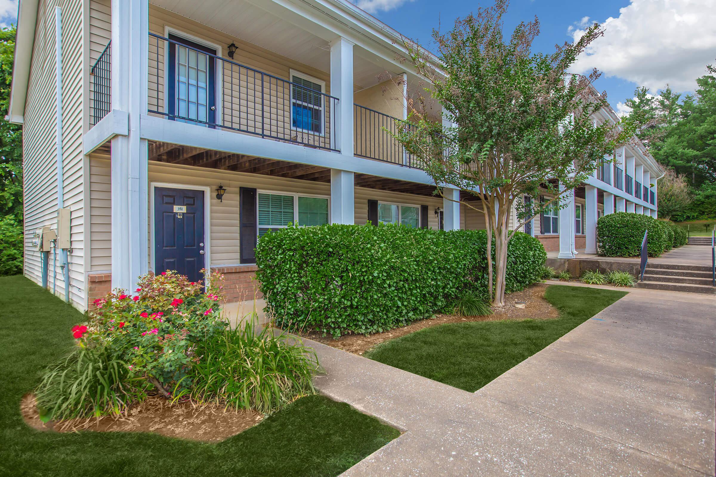 British Woods Apartments, Nashville (see pics & AVAIL)