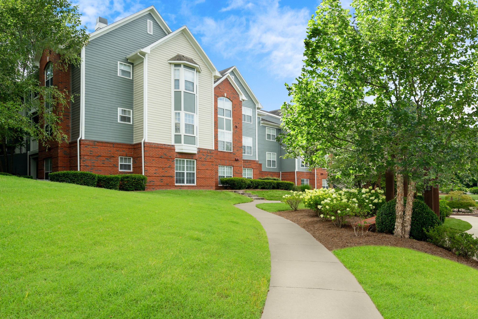 Colonial Grand at Bellevue, Nashville (see pics & AVAIL)
