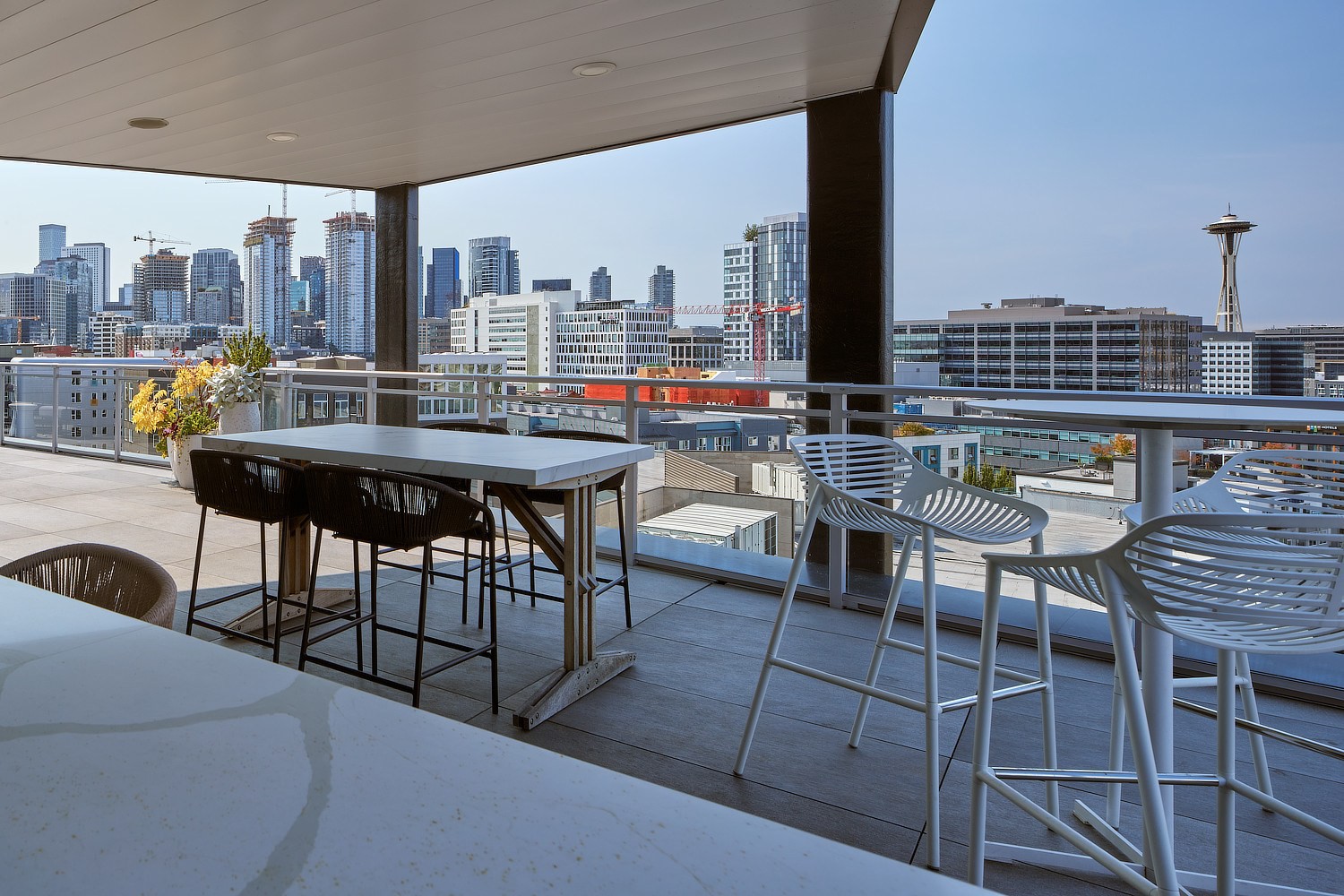 624 Yale, Seattle (see pics & AVAIL)