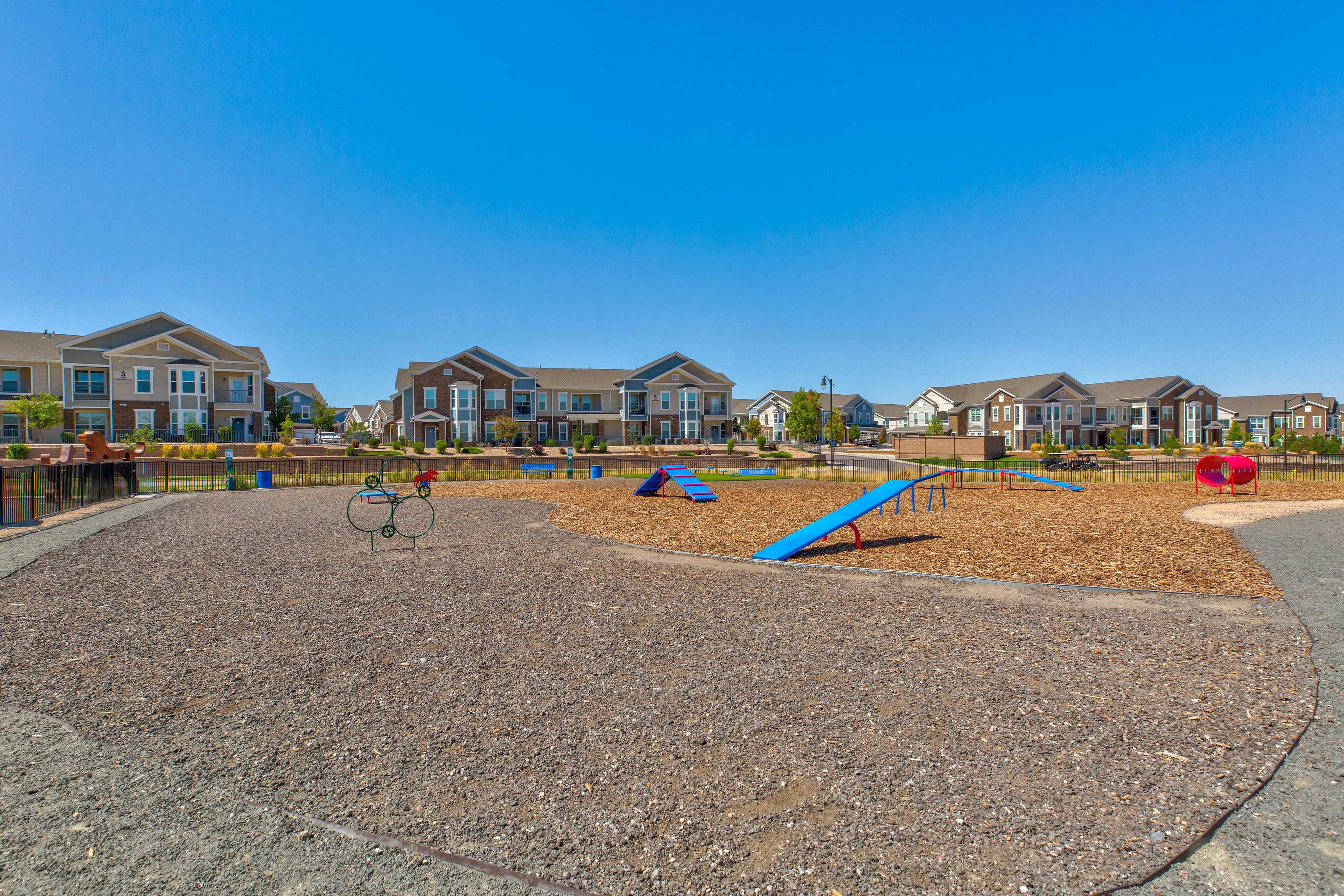 Shadow Ridge in Southlands, Aurora (see photos and availability)