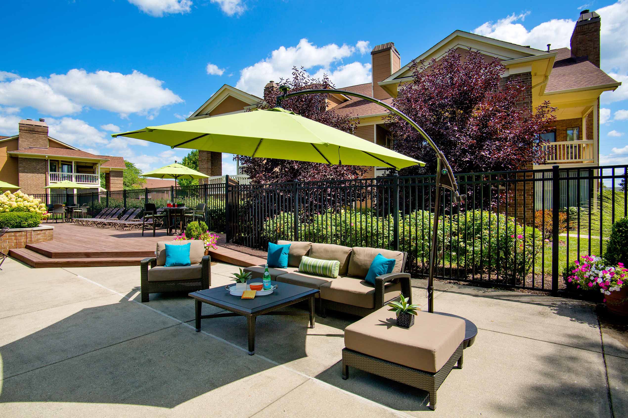 Willow Lake Apartments, Indianapolis (See Photos & AVAILABLE)