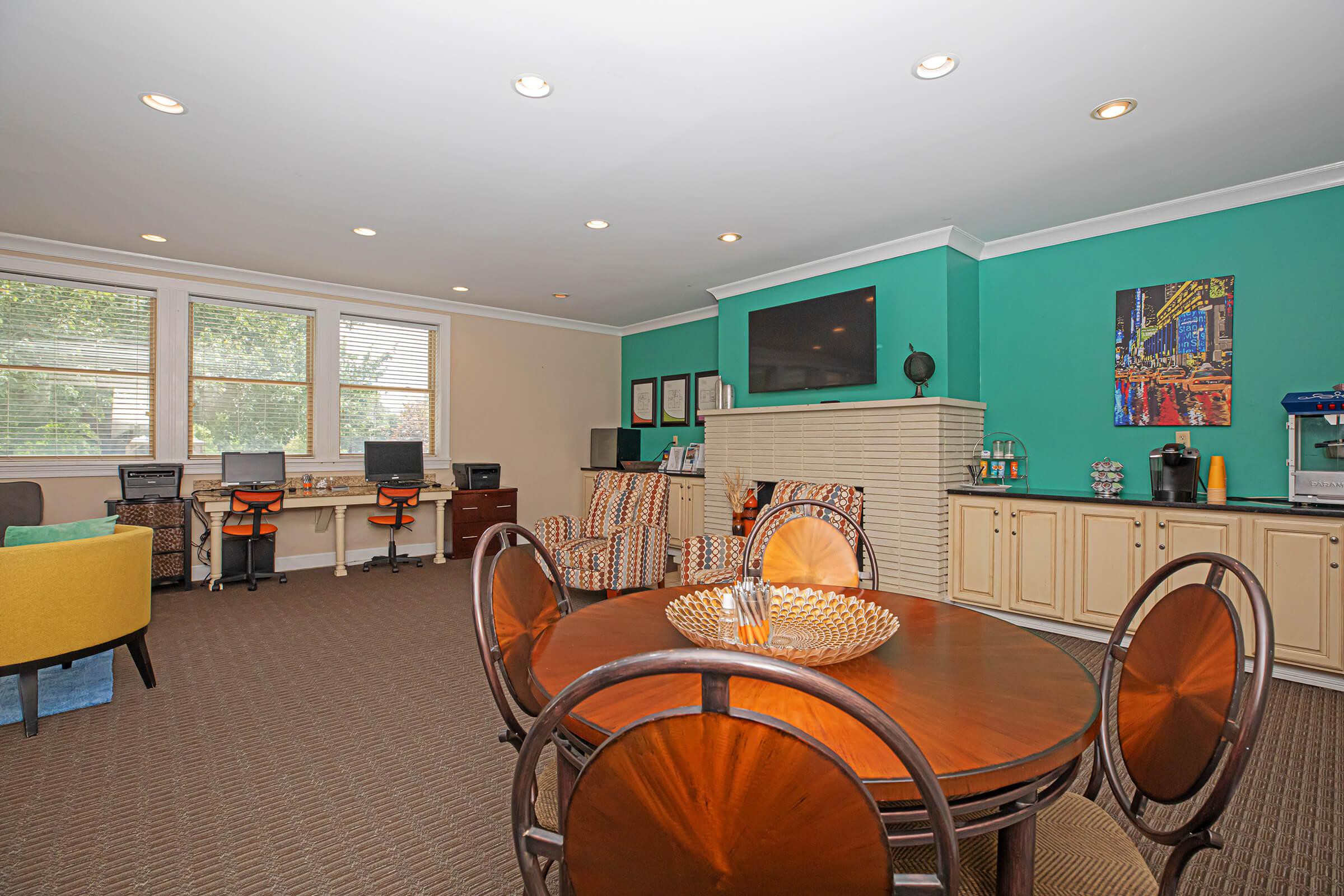 Trilogy Apartments, City University (see photo and available)