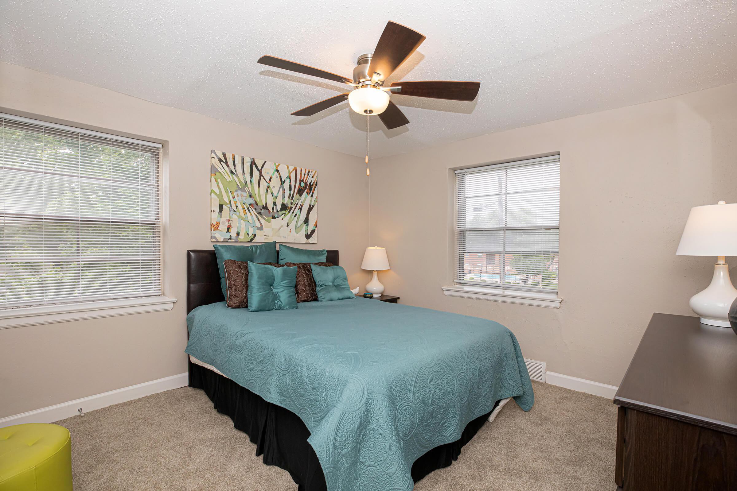 Trilogy Apartments, City University (see photo and available)