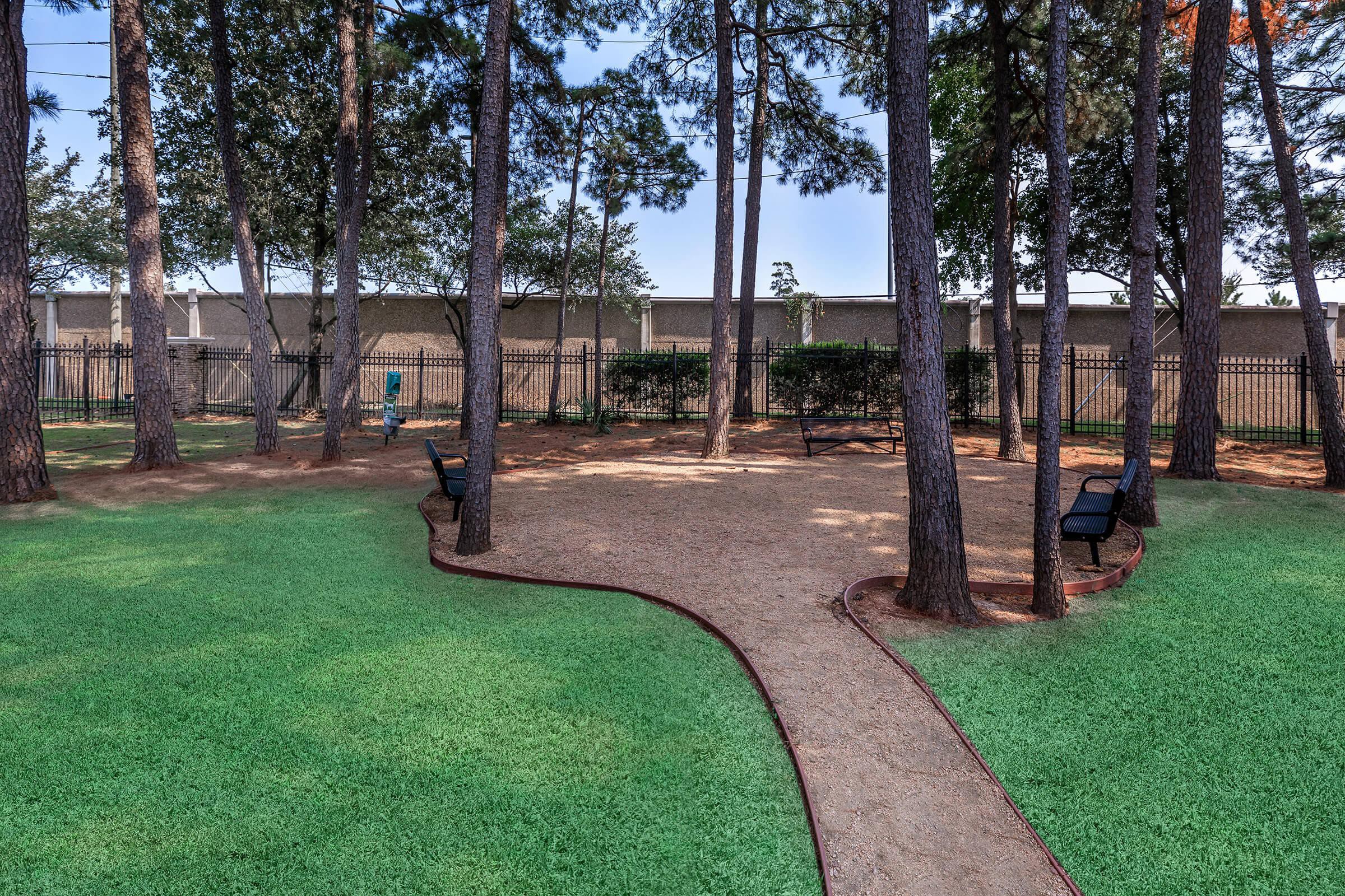 Mallard Creek, Houston (see pics & AVAIL)