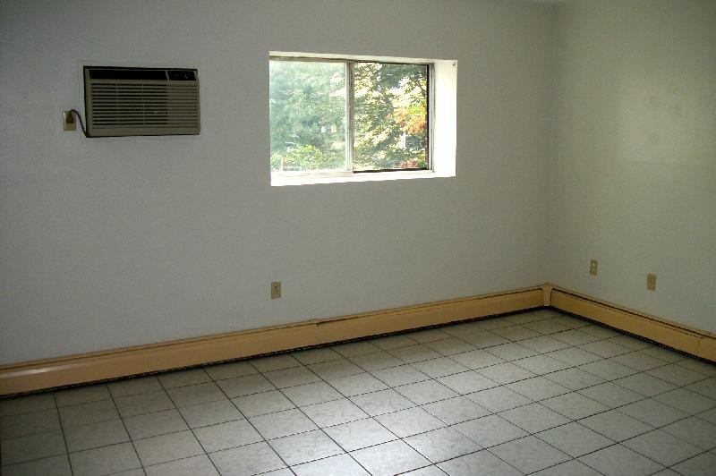 What's the cheapest rental available in Quincy, right now?