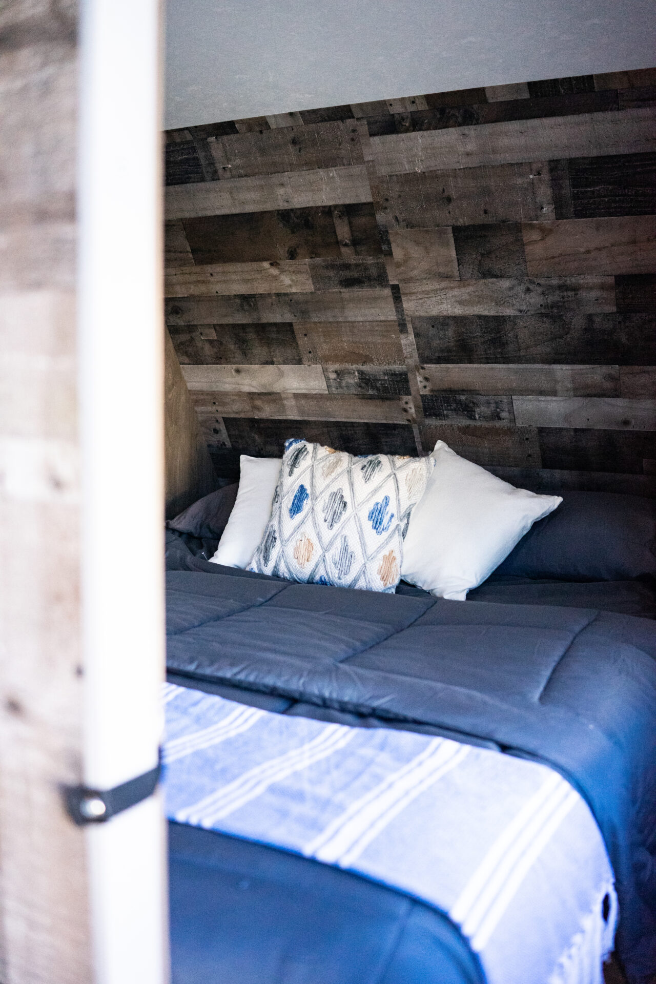 RV Mattress Size Dimensions and Size In Inches RVshare