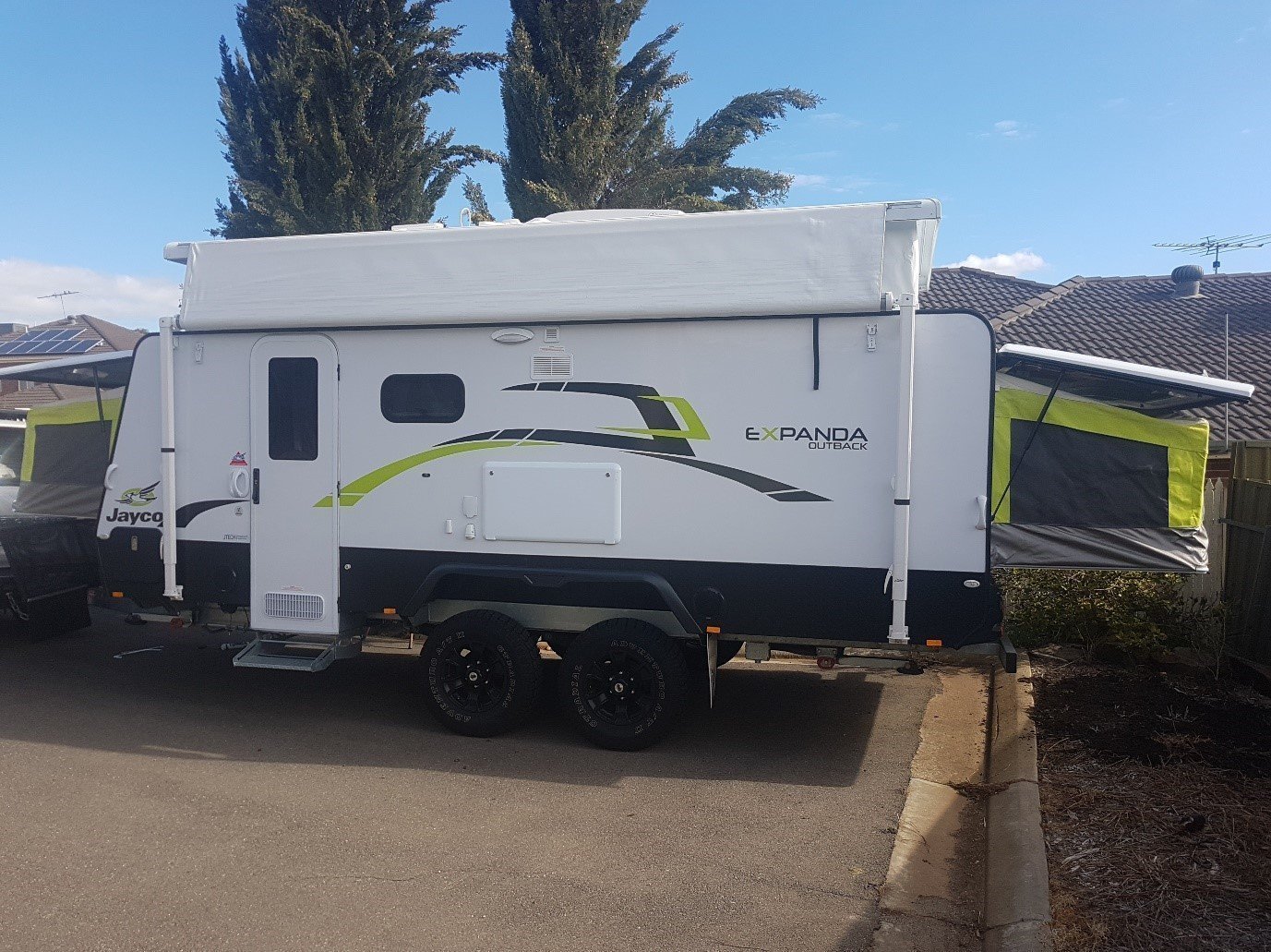Expander for Hire in KERSBROOK SA from 120.00 "Jayco Expanda 17.561