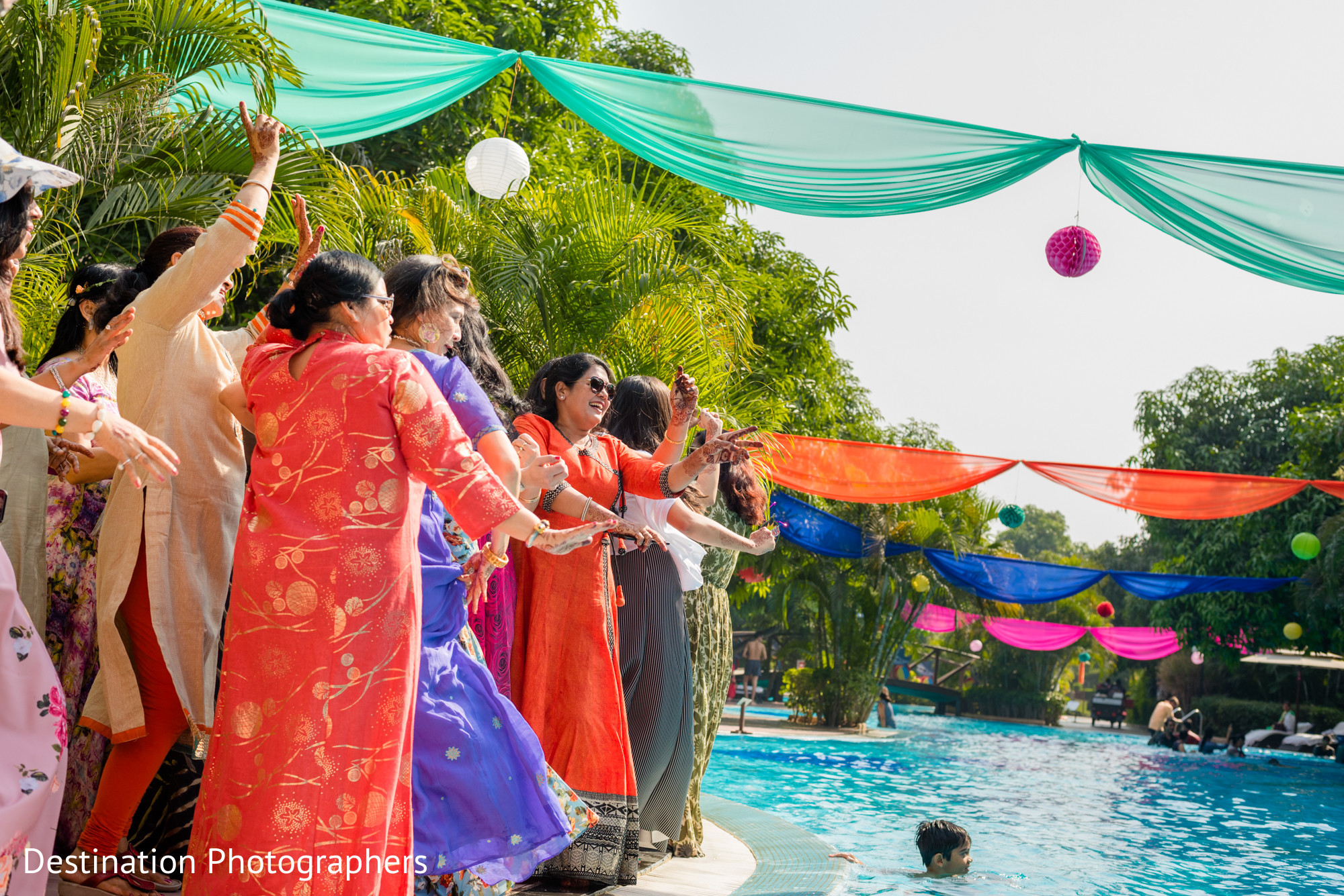 Indian prewedding celebration by the pool Photo 178964