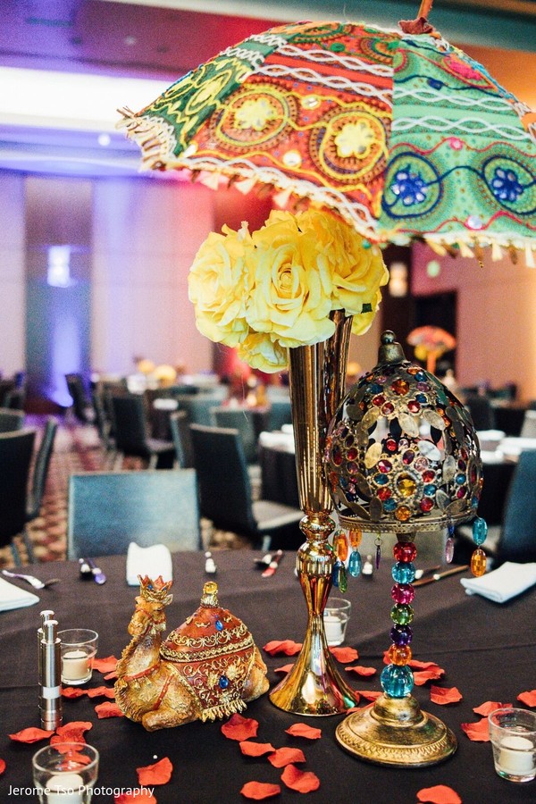 Indian wedding table decor Photo 241471