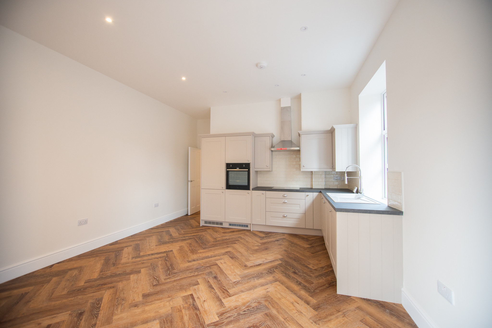 Flat 3, Chapel Court, Market Place, Hornsea HU18 1AP Ultralets