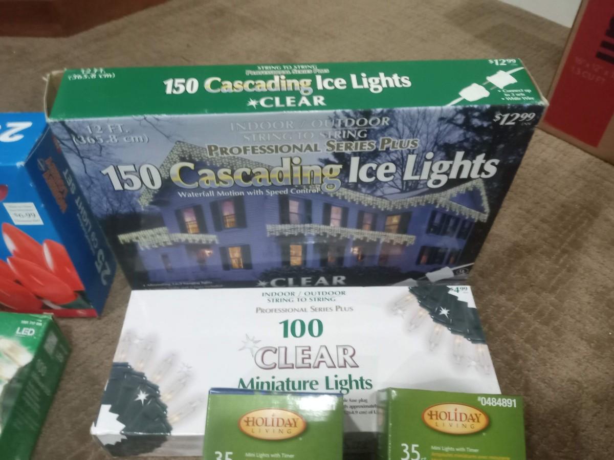 LOT 346 A VARIETY OF NEW AND USED CHRISTMAS LIGHTS