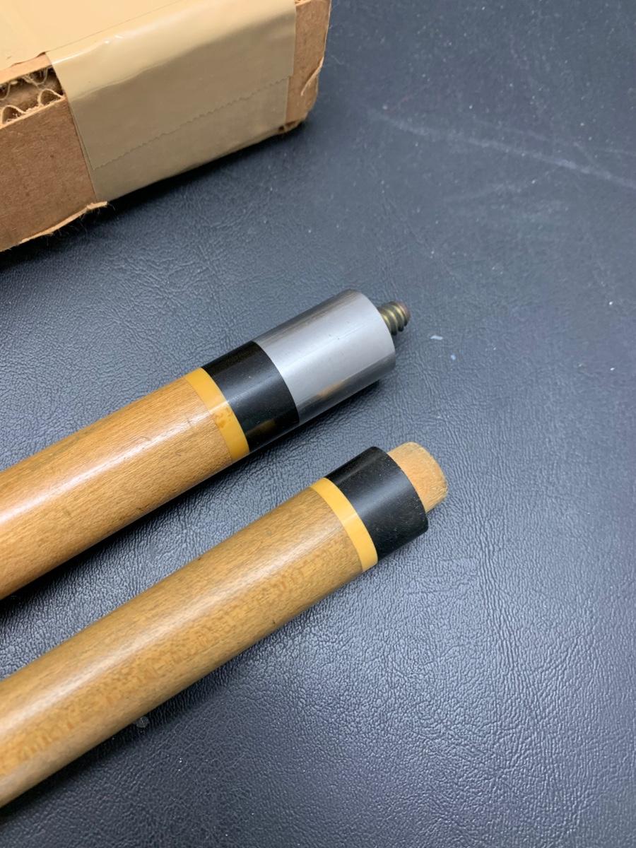 Vintage Pool Cue In Original Box Lot 750