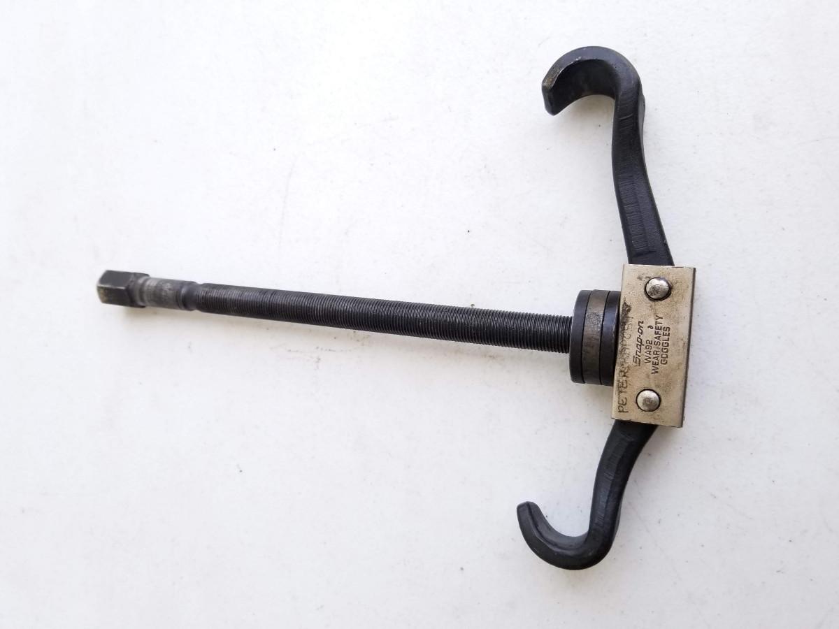 SnapOn Seal Puller