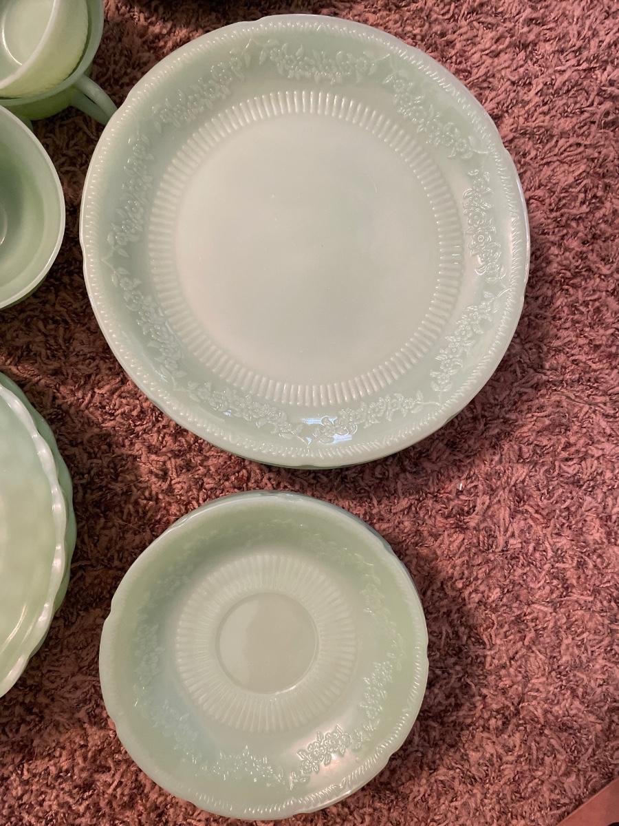 Fire King Jadeite plates, bowls & mugs