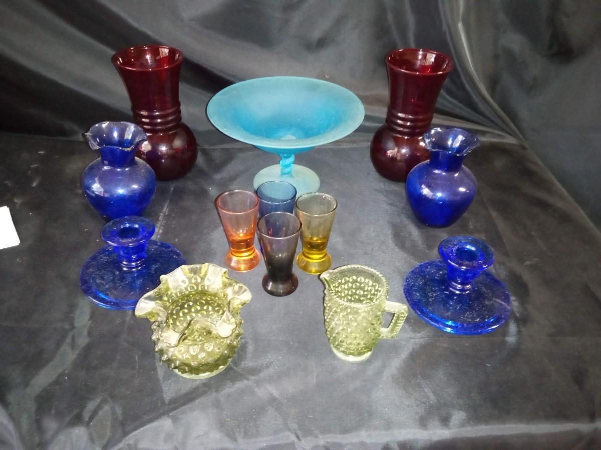 COLORED GLASS PIECES