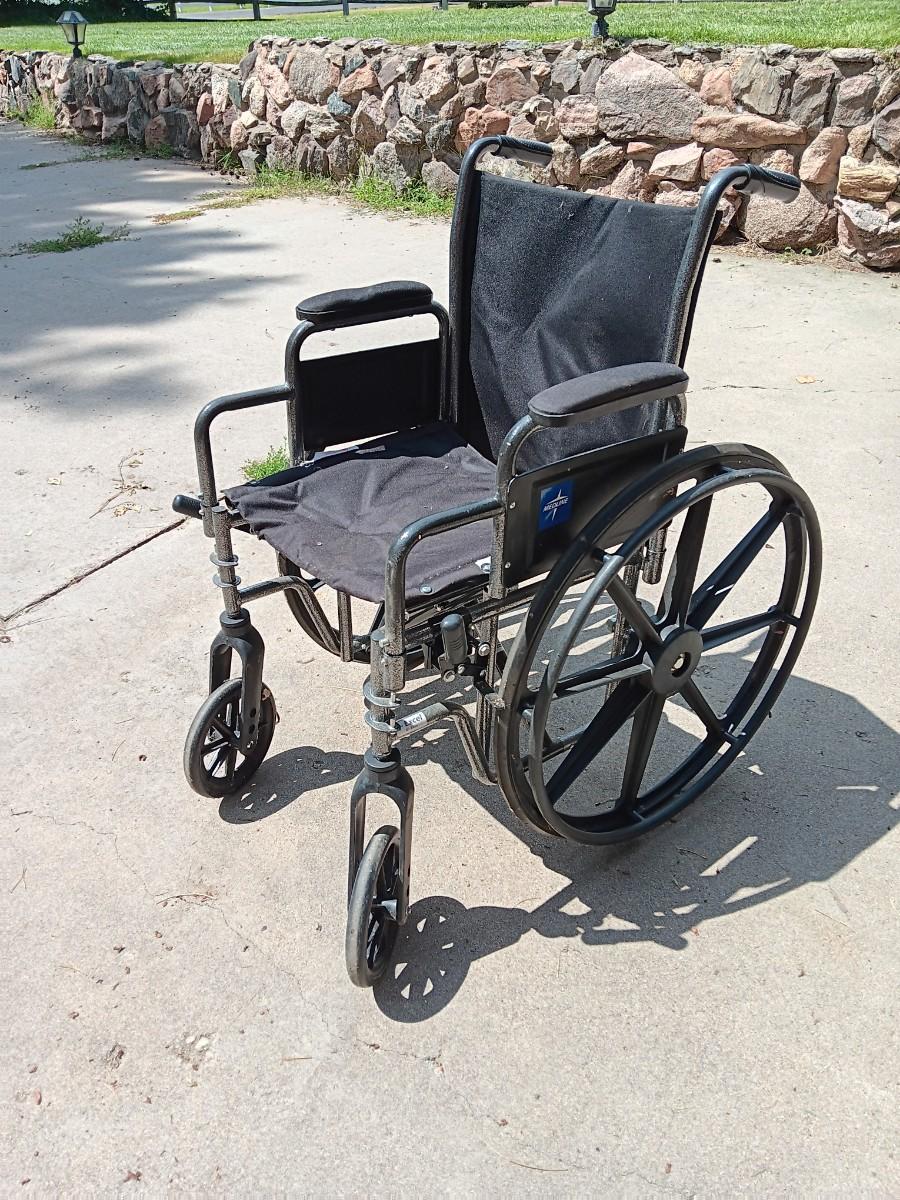 Medline Excel K1 Basic wheelchair
