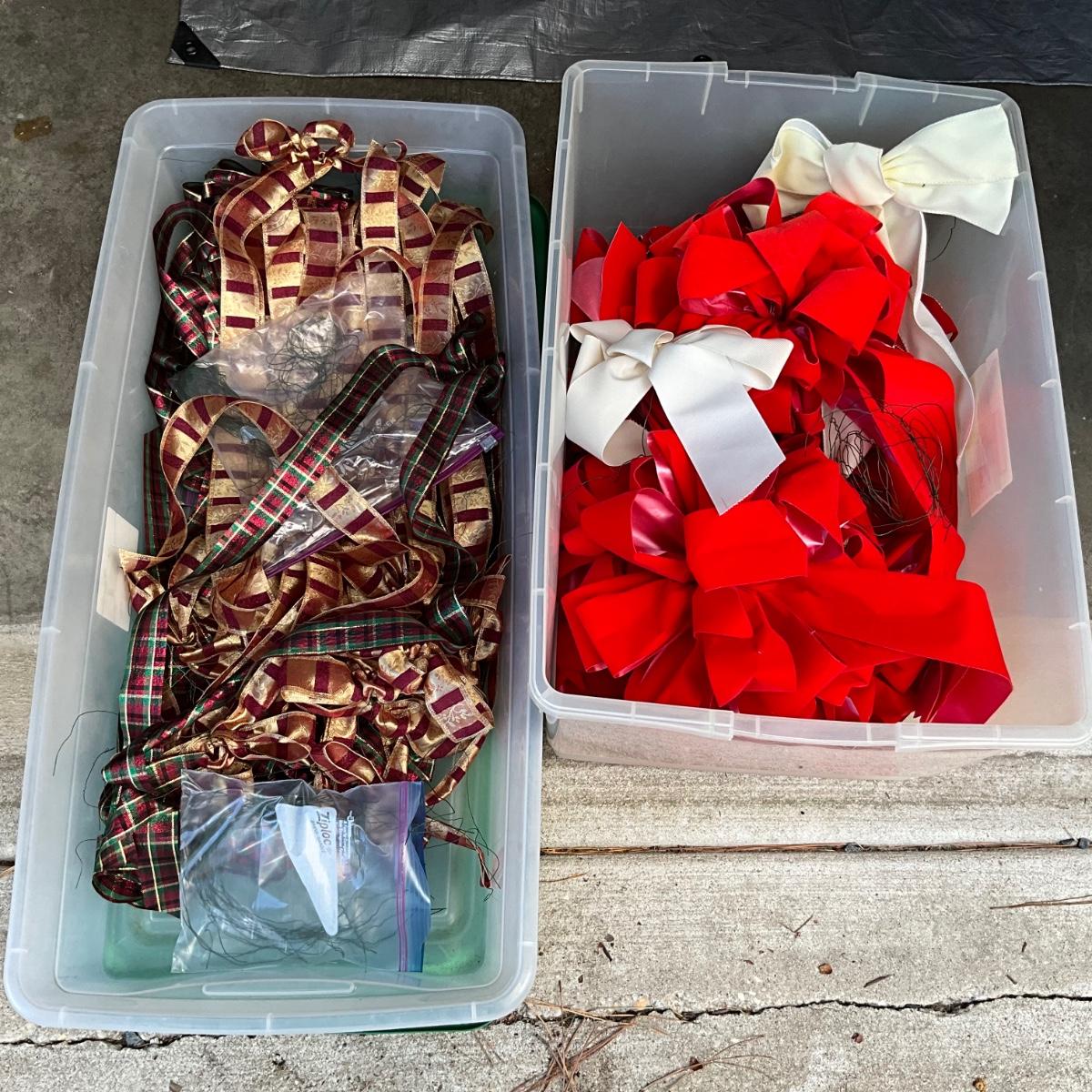 G2012 Two Tubs of Premade Christmas Interior/Exterior Bows