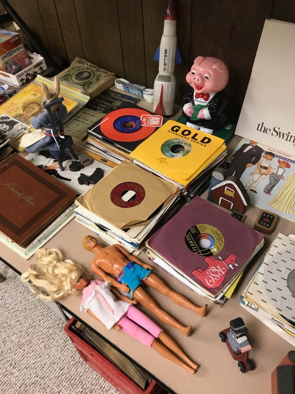 HUGE! De Forest Estate sale E Bay.. Windsor, WI 53532