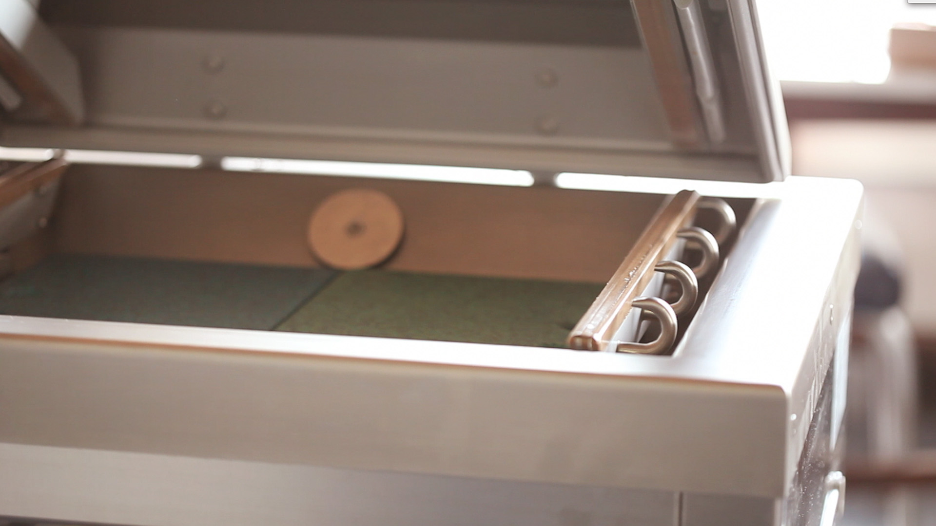 How ChamberStyle Vacuum Sealers Work ChefSteps