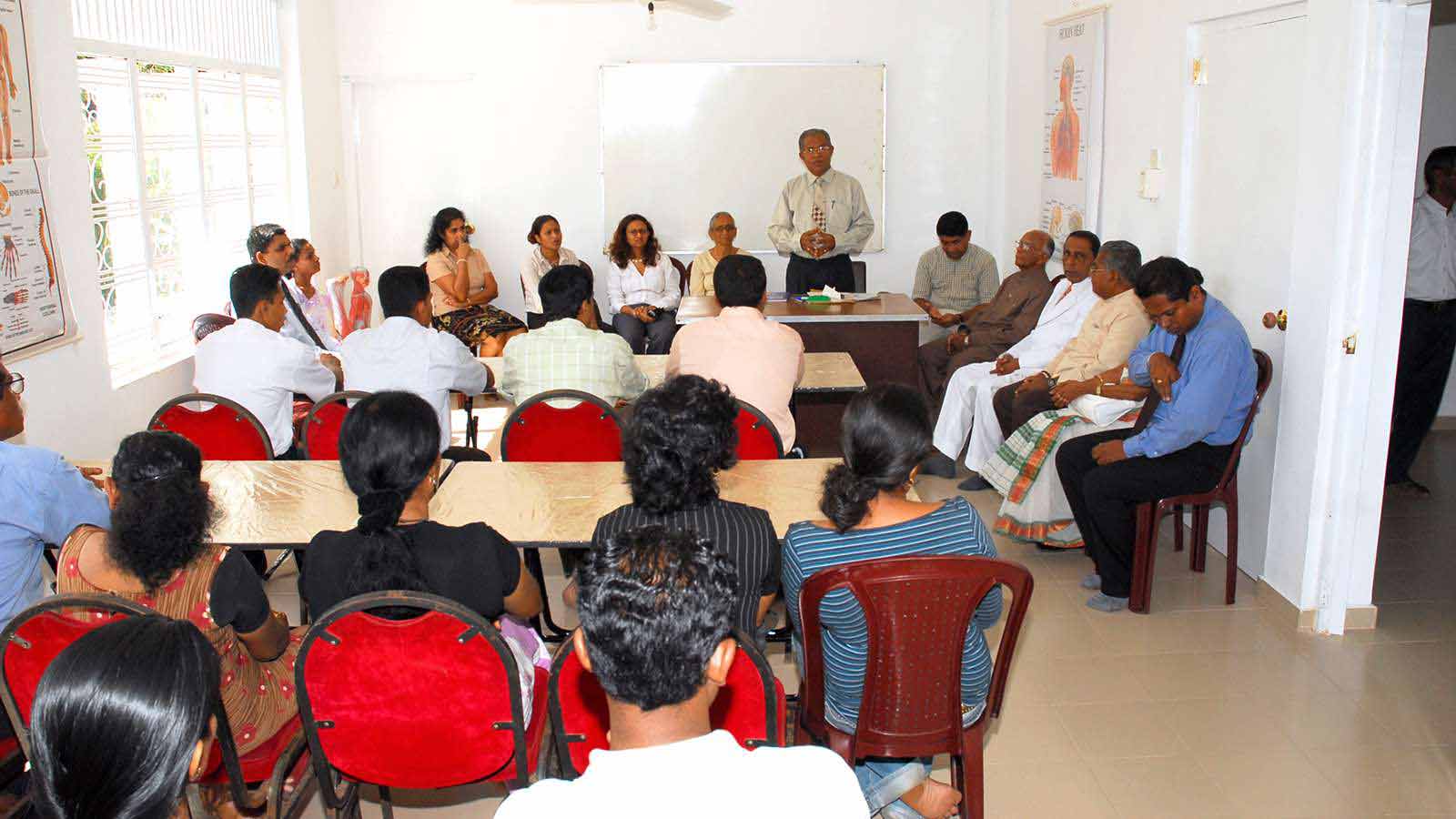 Ayurveda Treatment Sri Lanka Siddhalepa Therapist Training Center