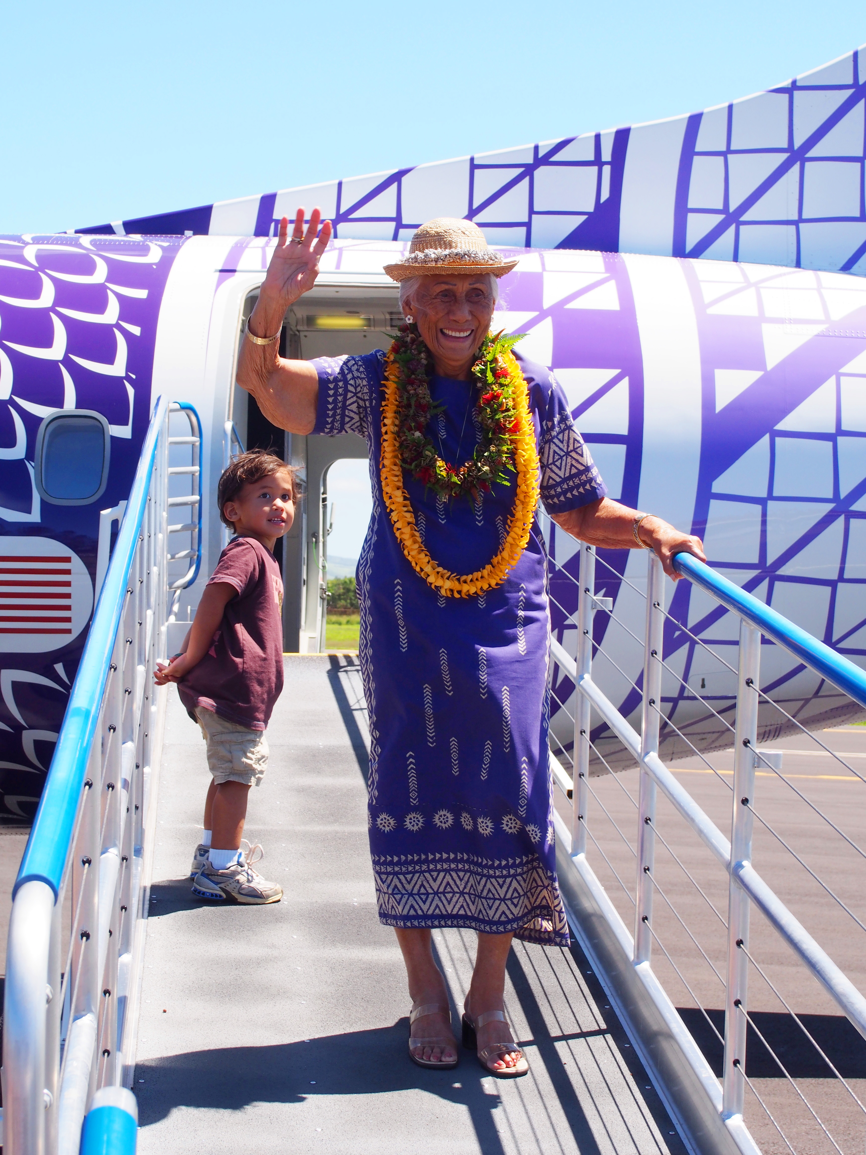 Hawaiian Airlines Back The Molokai Dispatch