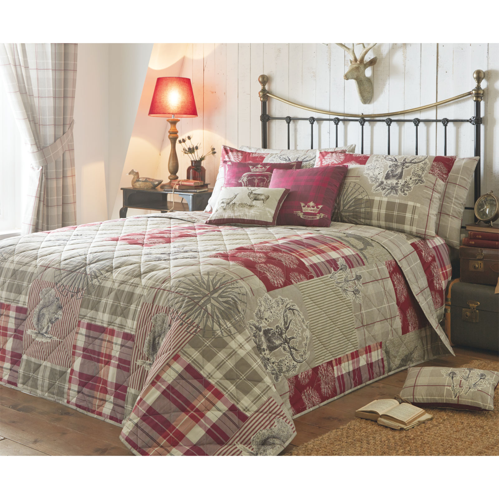 Country Tartan Patchwork Quilted Bedspread with Plaid Check Woodland