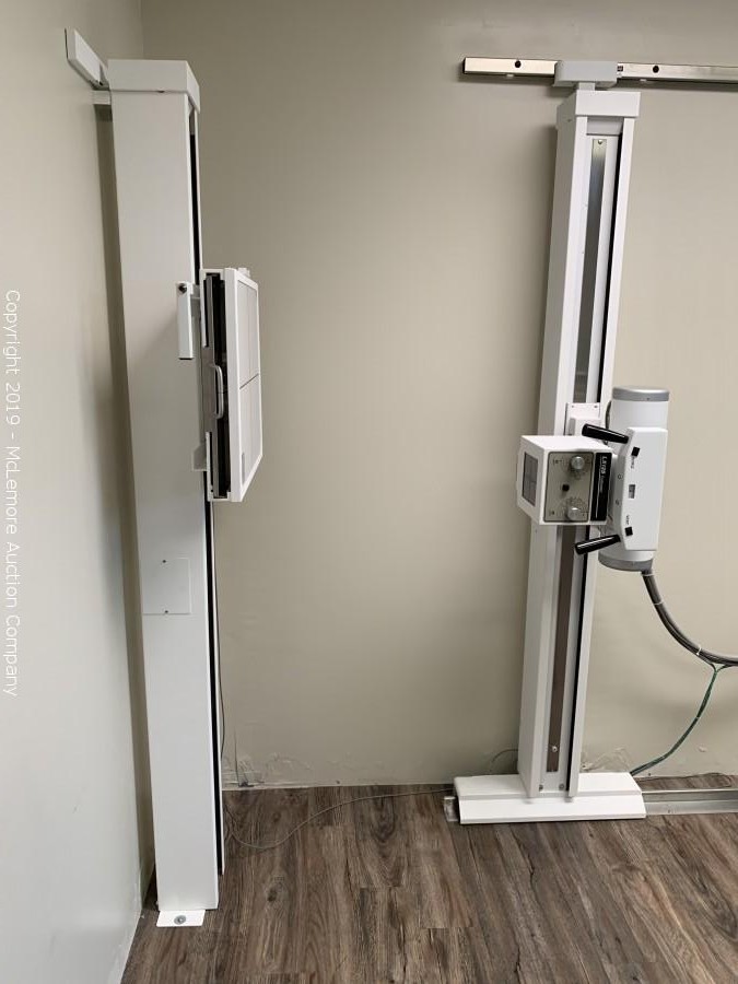 McLemore Auction Company Auction 2016 Summit Industries Chiropractic XRay Machine ITEM