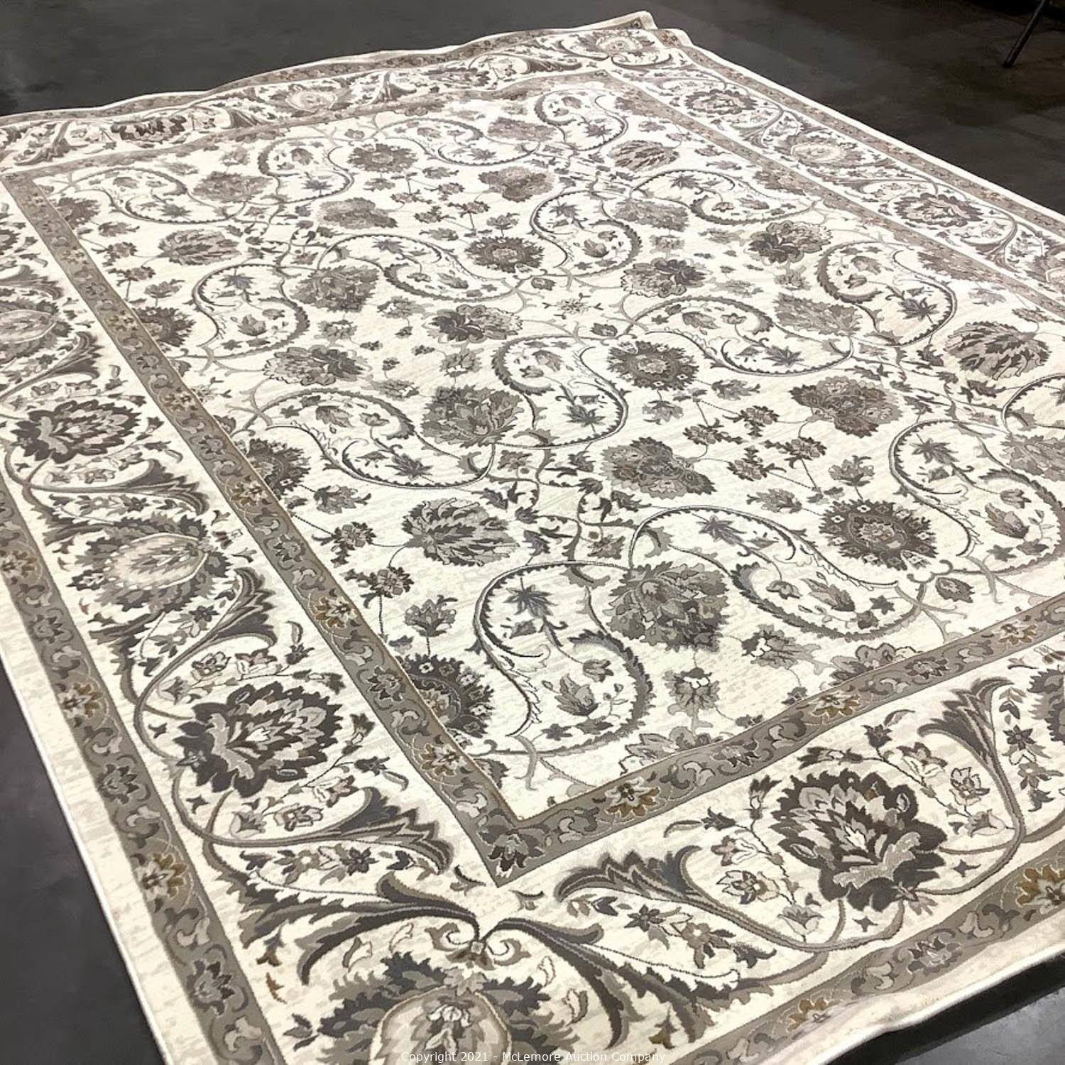 McLemore Auction Company Auction Liquidation of Rugs From Major